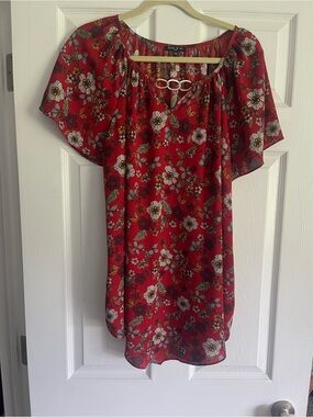 Sami & Jo Red Floral Short Sleeve Blouse